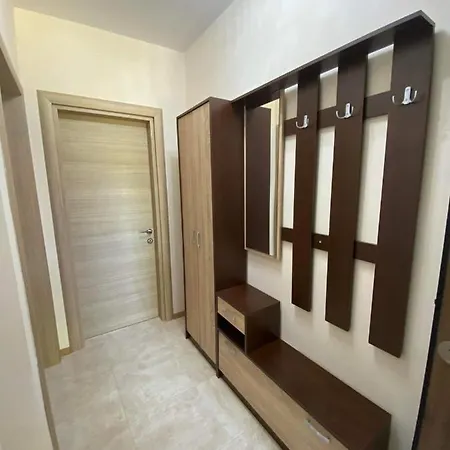 Apartament Sumi Warna